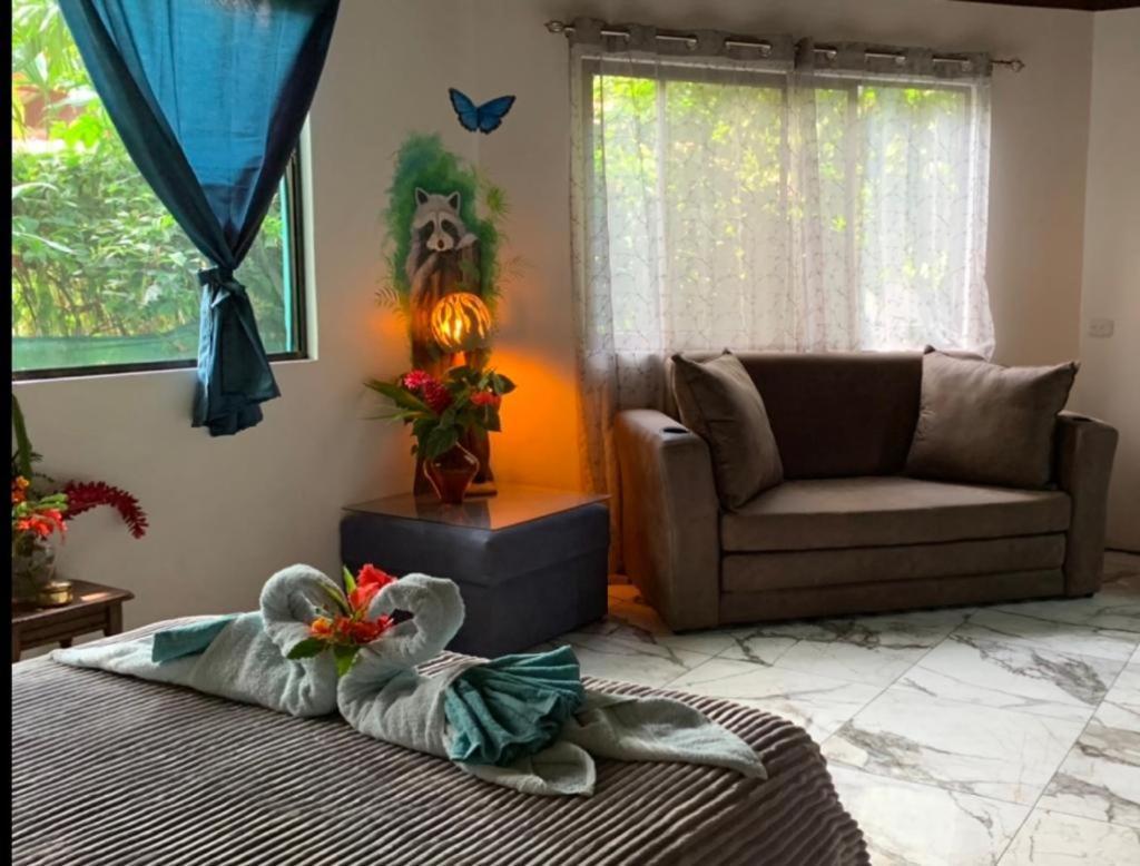 Casa Mambo Bed and Breakfast Cahuita Eksteriør billede